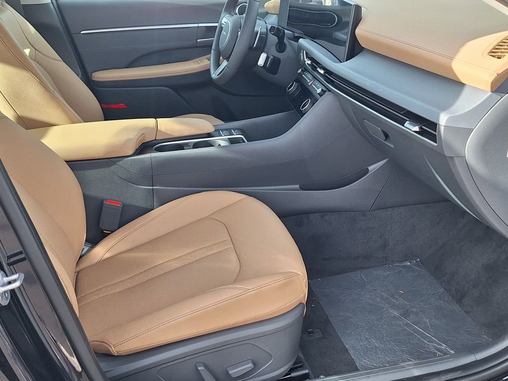 Used 2024 Hyundai Sonata Limited image 29