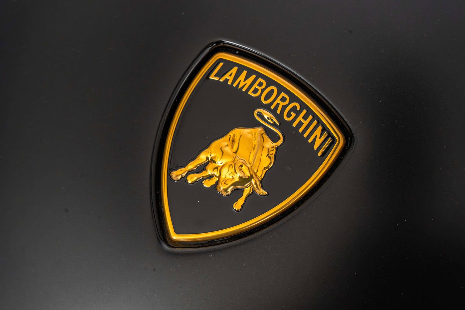 Used 2023 Lamborghini Huracan EVO RWD image 54