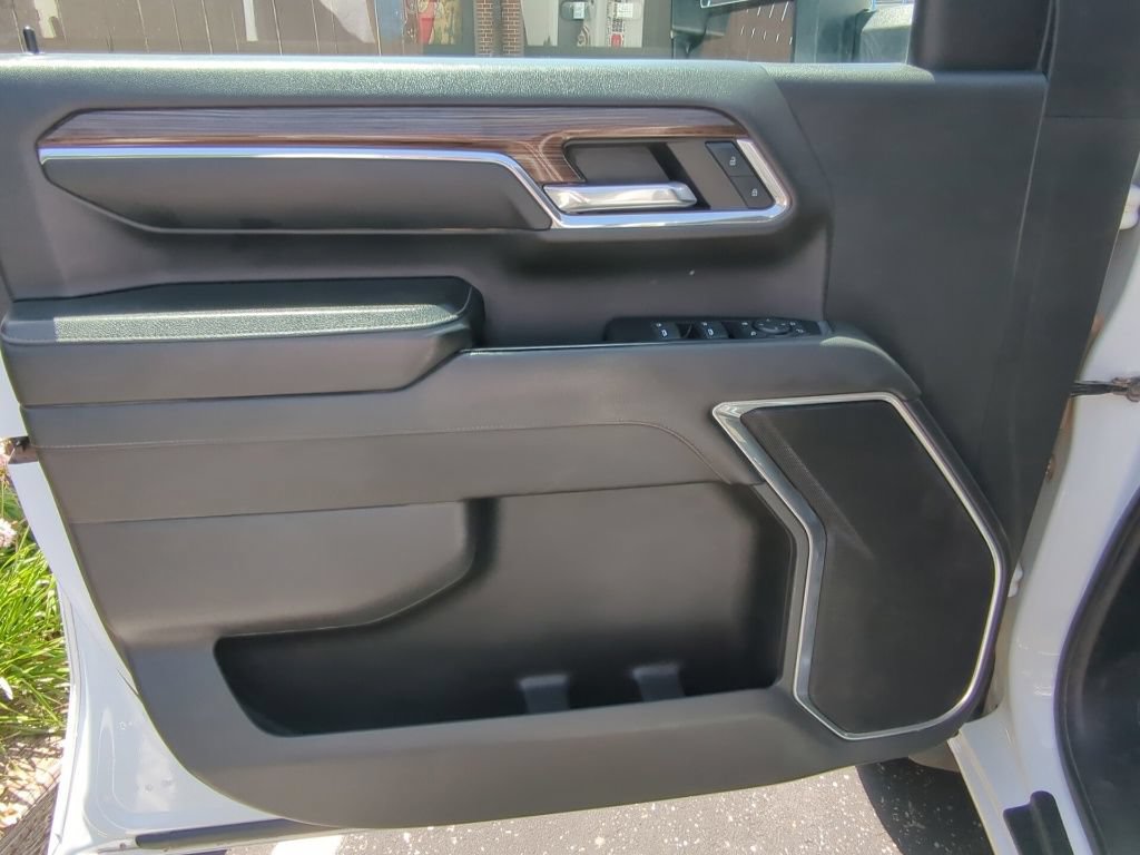 Used 2024 Chevrolet Silverado 2500 LT w/ Convenience Package AWD/4WD image 21