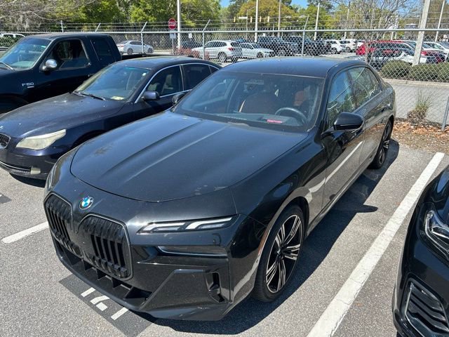 Used 2024 BMW 740i xDrive image 2
