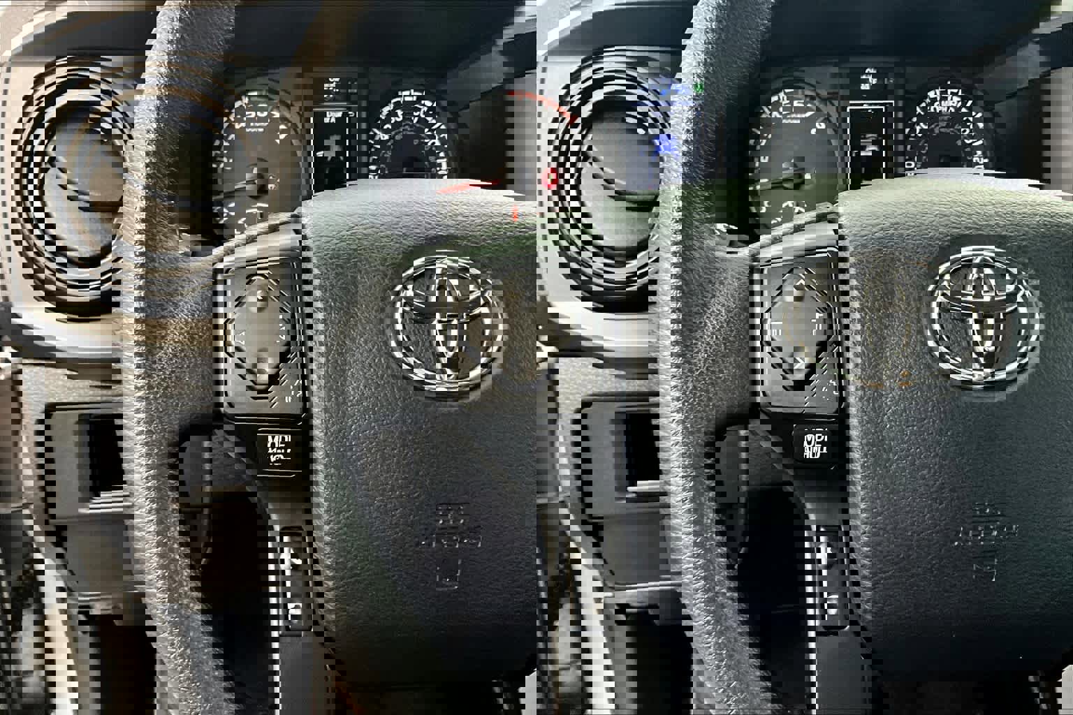 Used 2019 Toyota Tacoma SR image 20