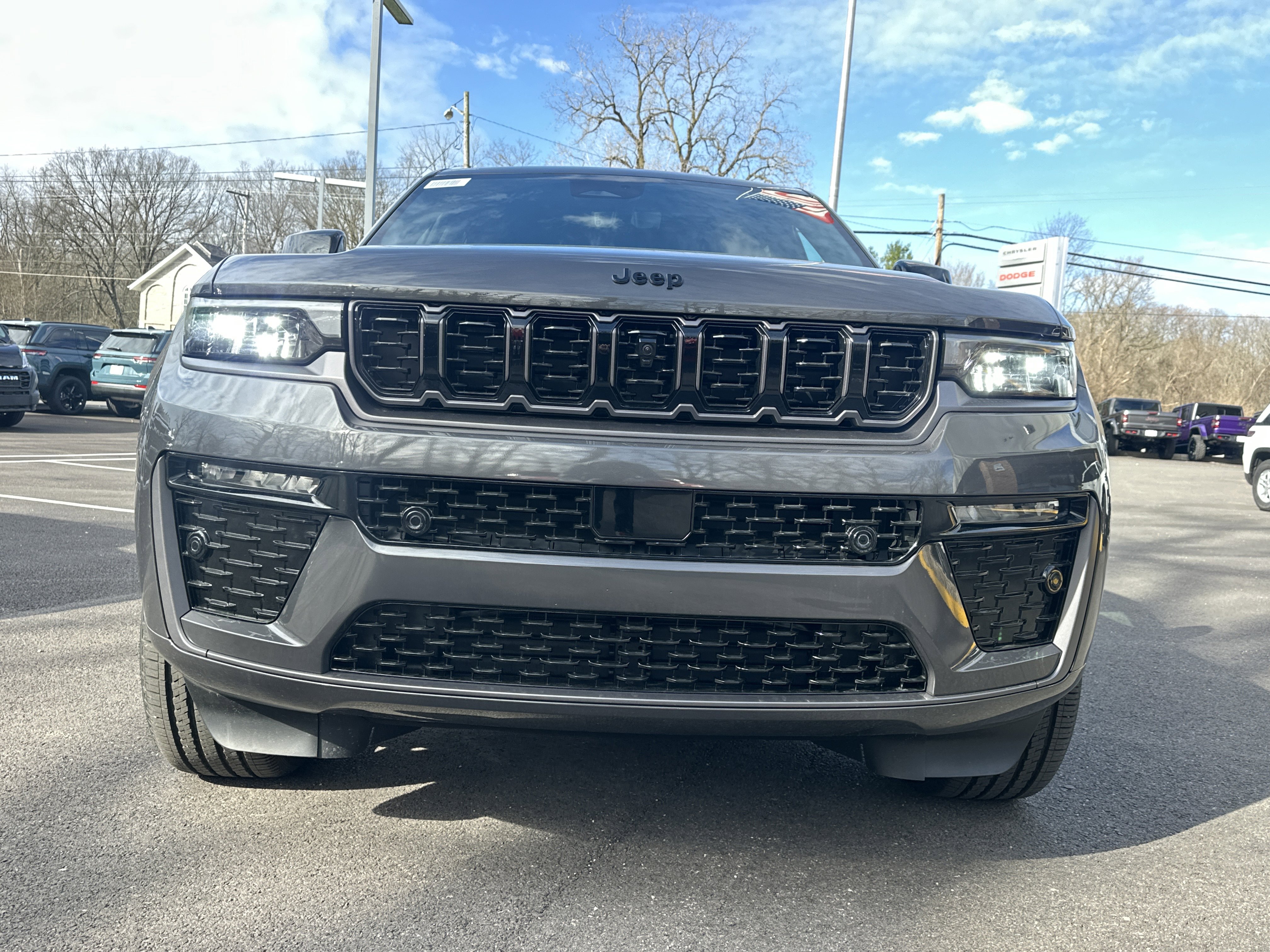 New 2026 Jeep Grand Cherokee Limited Reserve image 21
