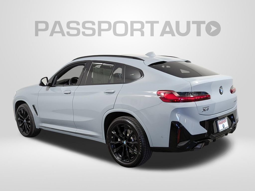 Certified 2025 BMW X4 xDrive30i w/ Premium Package AWD/4WD image 3