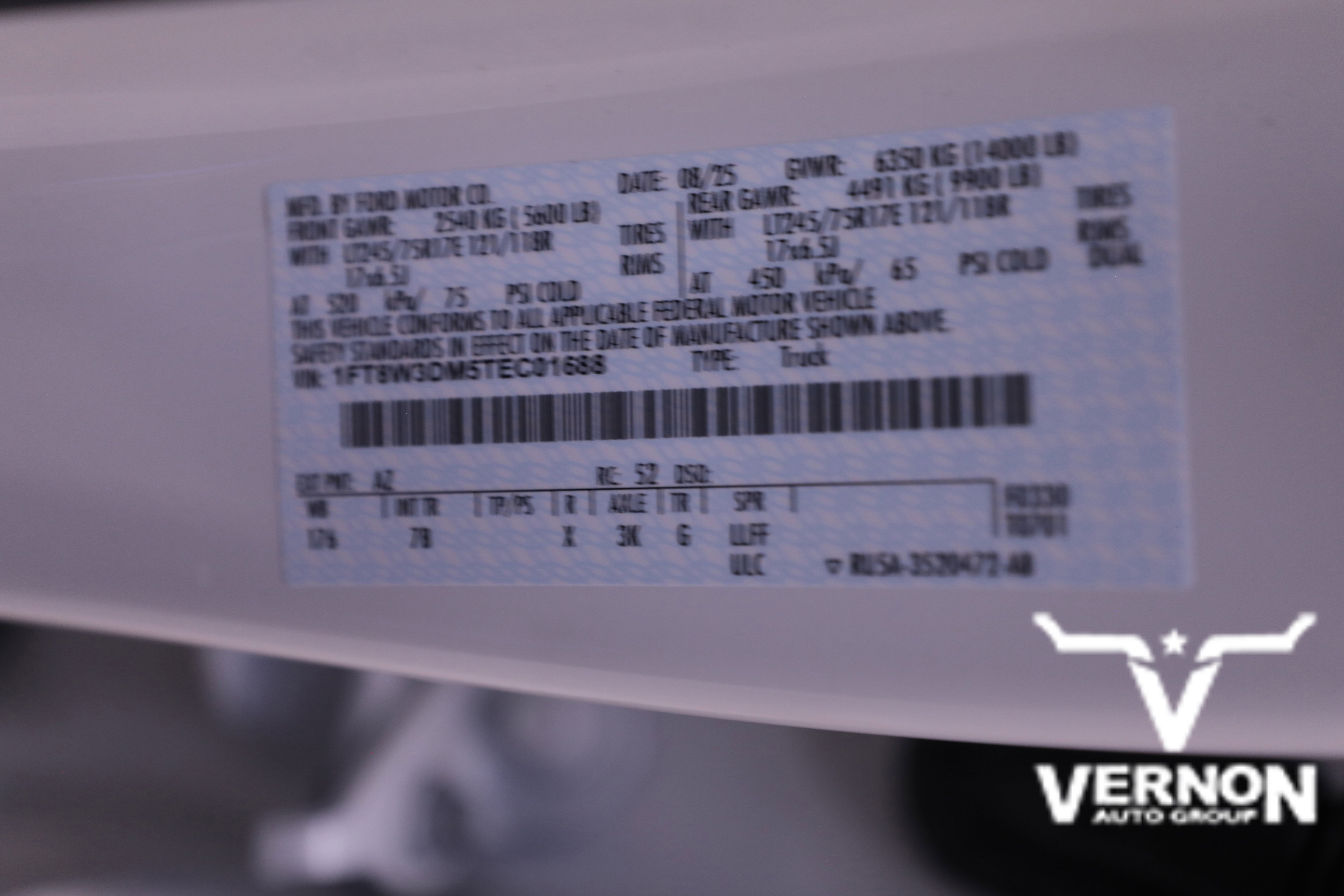 New 2026 Ford F250 Lariat w/ Black Appearance Package image 54