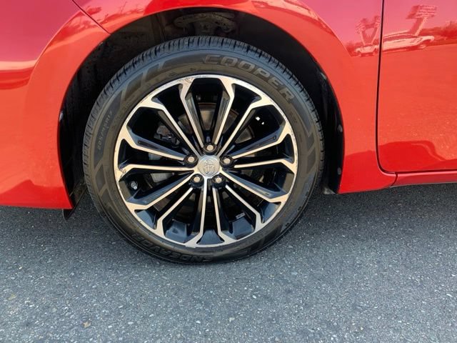 Used 2015 Toyota Corolla S FWD image 9