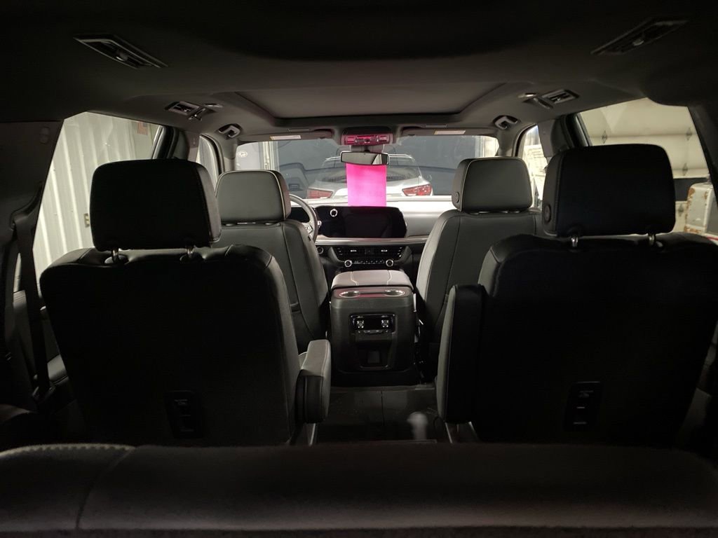 New 2026 Chevrolet Suburban Premier w/ Sun And Tow Package image 28