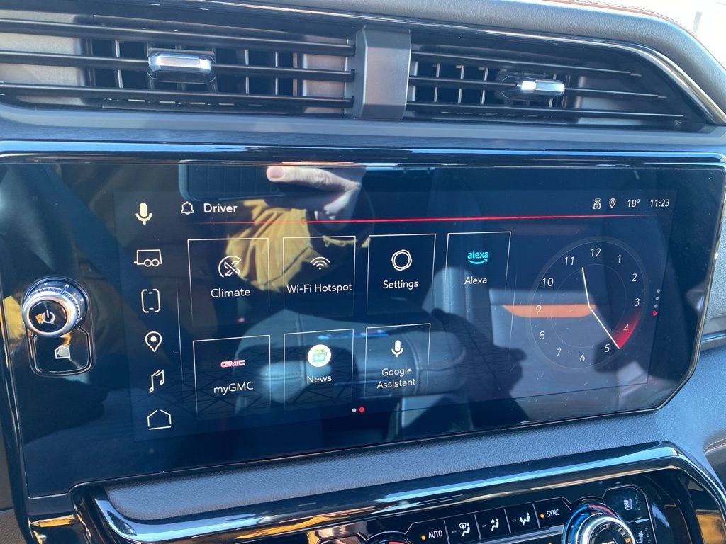 Used 2025 GMC Sierra 2500 AT4 image 22