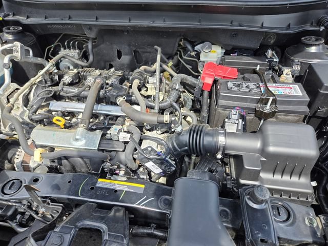 Used 2020 Nissan Kicks S FWD image 27
