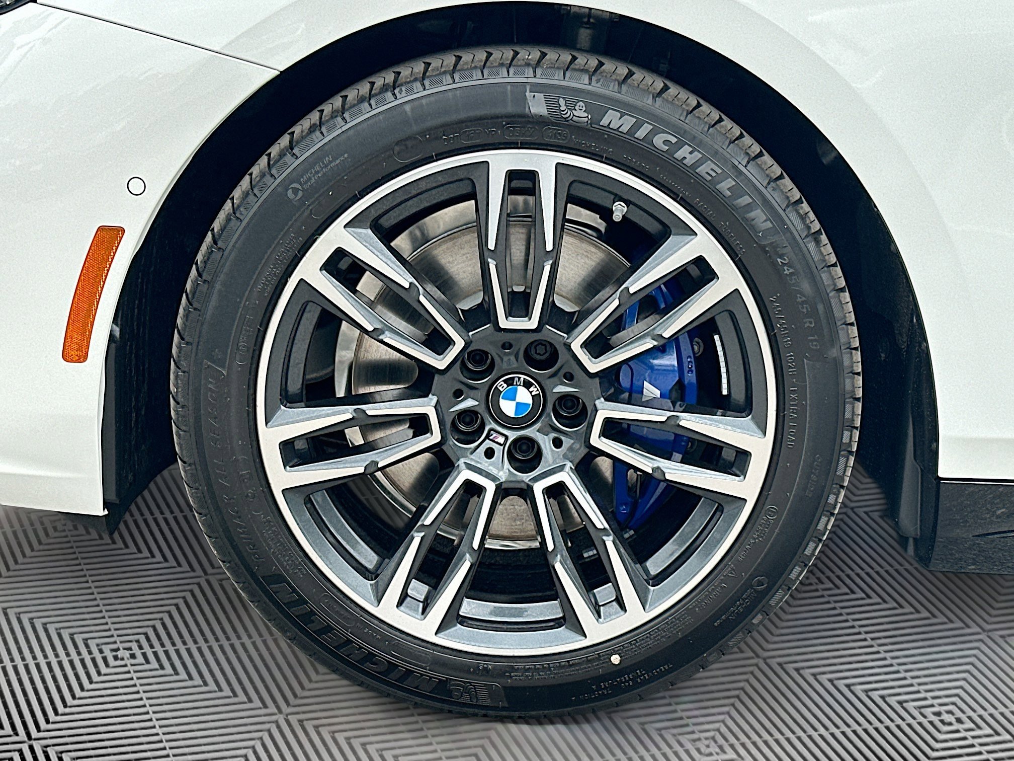 New 2026 BMW 530i 530i w/ M Sport Package image 26