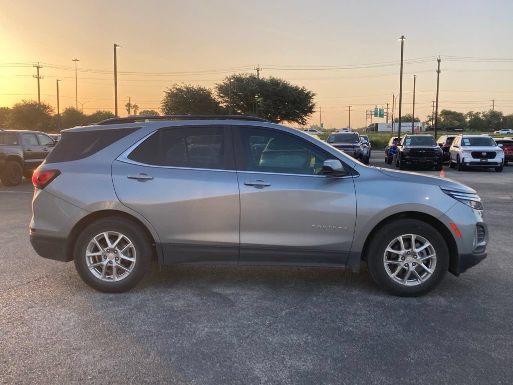 Used 2024 Chevrolet Equinox LT FWD image 3