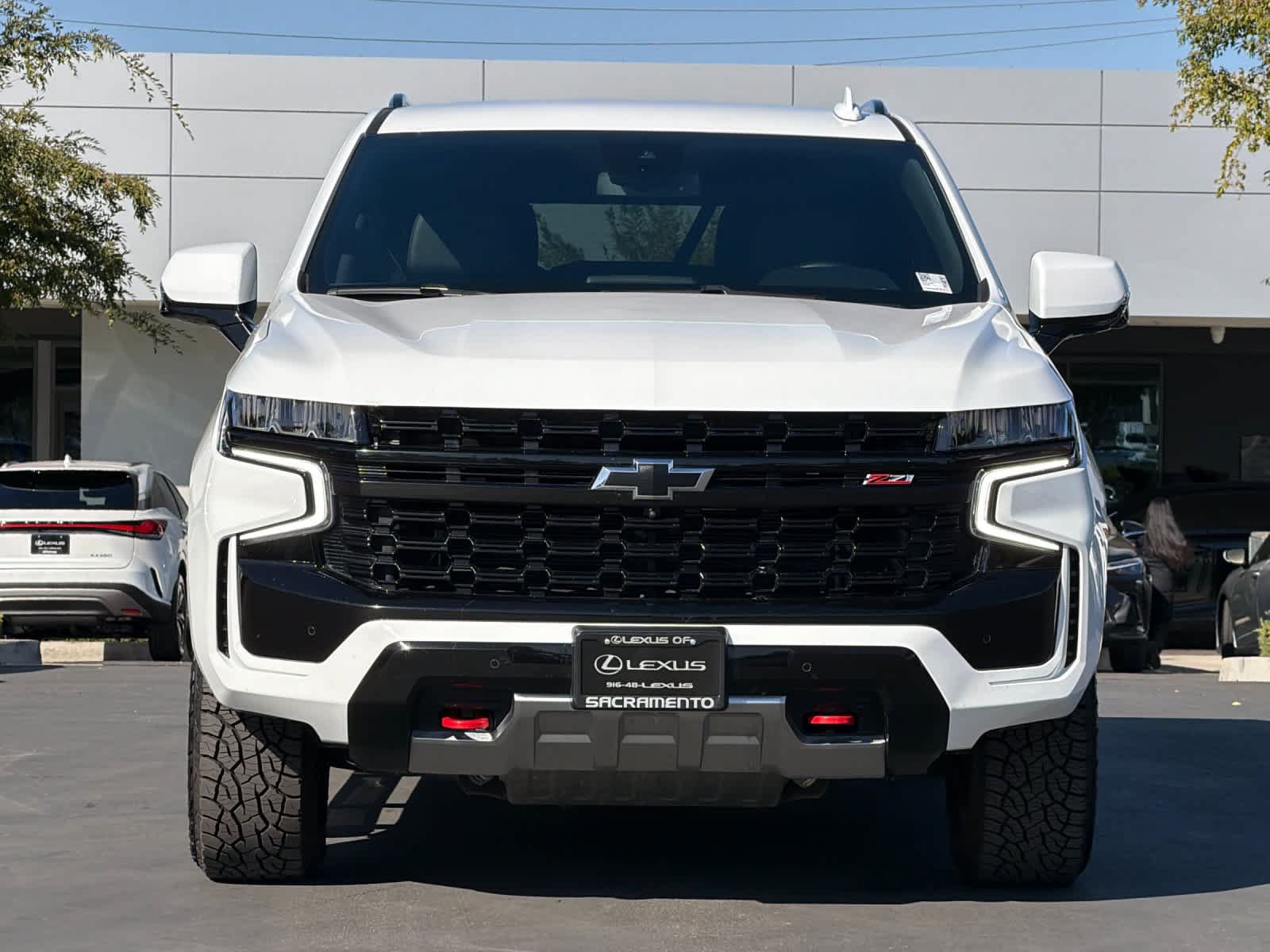 Used 2023 Chevrolet Tahoe Z71 w/ Z71 Off-Road Package AWD/4WD image 10