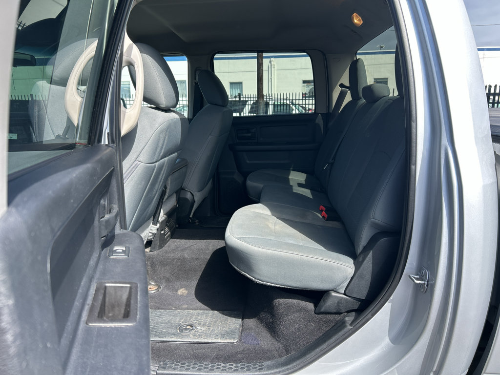 Used 2018 RAM 2500 Tradesman w/ Chrome Appearance Group AWD/4WD image 31