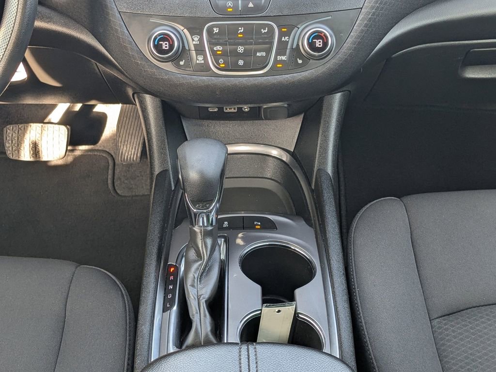 Used 2024 Chevrolet Malibu LT image 17