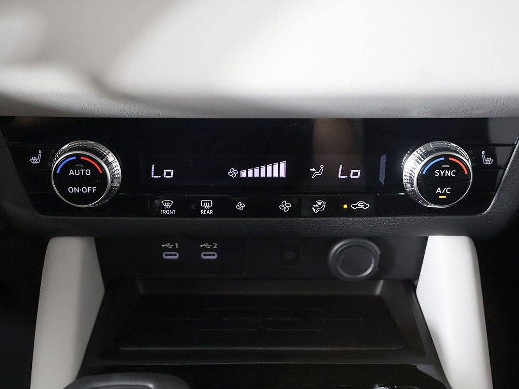 New 2025 Mitsubishi Outlander SE FWD image 50