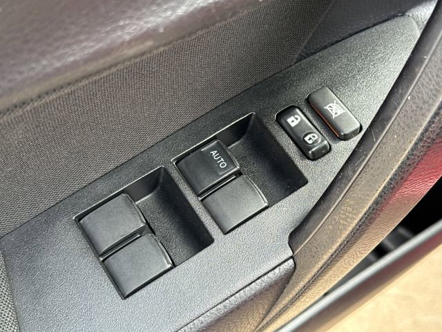 Used 2019 Toyota Corolla LE image 20