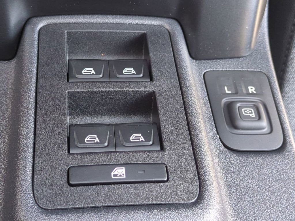 New 2025 Ford Bronco 4-Door image 23