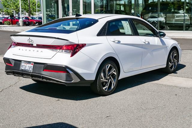 Certified 2025 Hyundai Elantra Sport image 4
