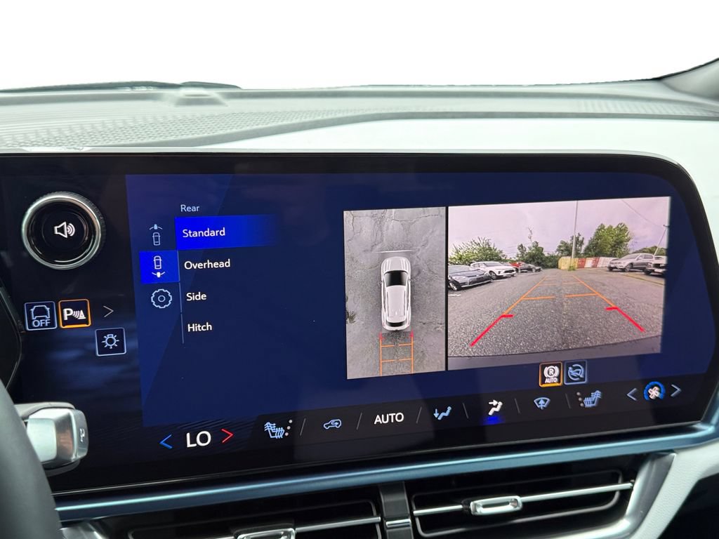 New 2026 Chevrolet Equinox EV LT AWD/4WD image 15