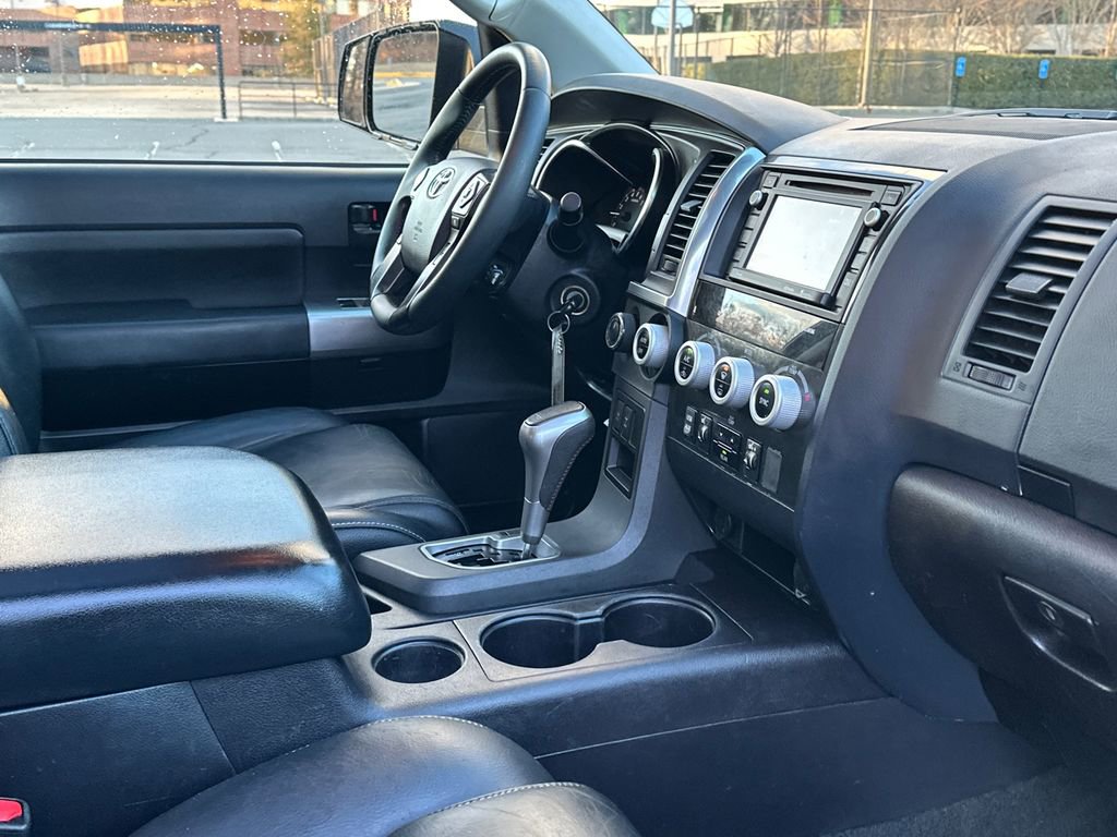 Used 2018 Toyota Sequoia TRD Sport image 11