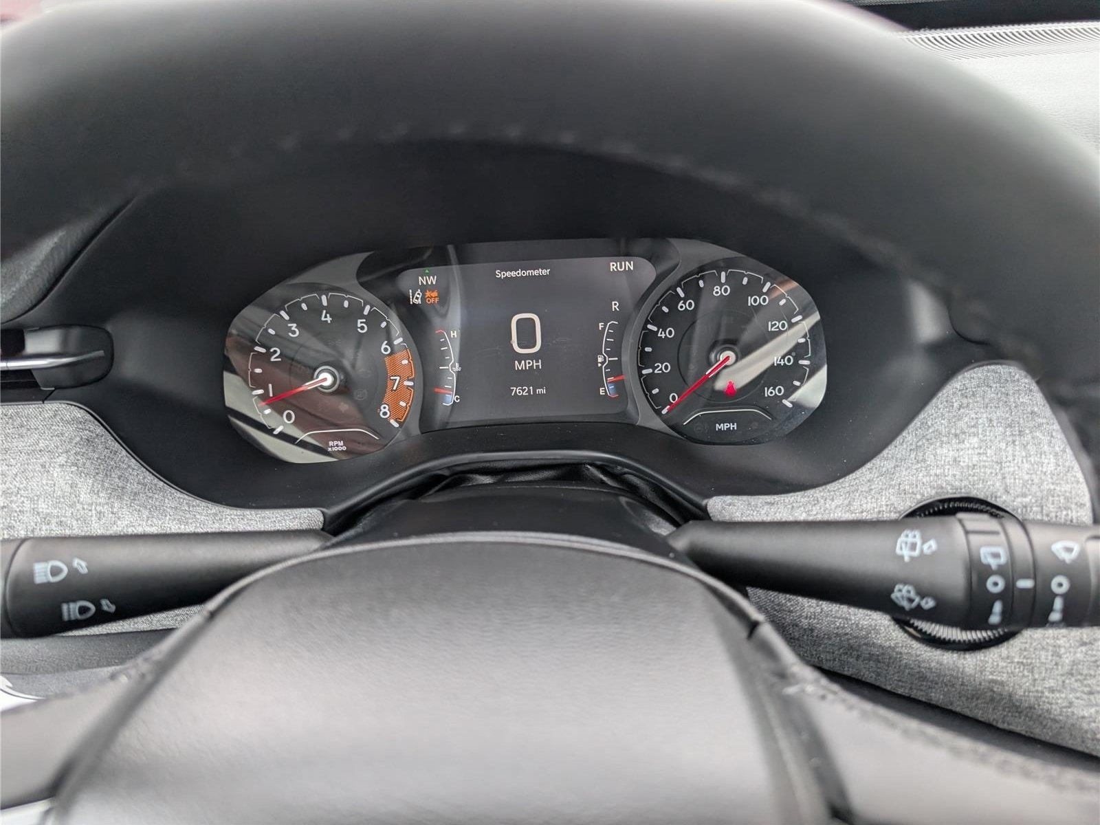 Used 2024 Jeep Compass Latitude w/ Sun and Sound Group AWD/4WD image 31