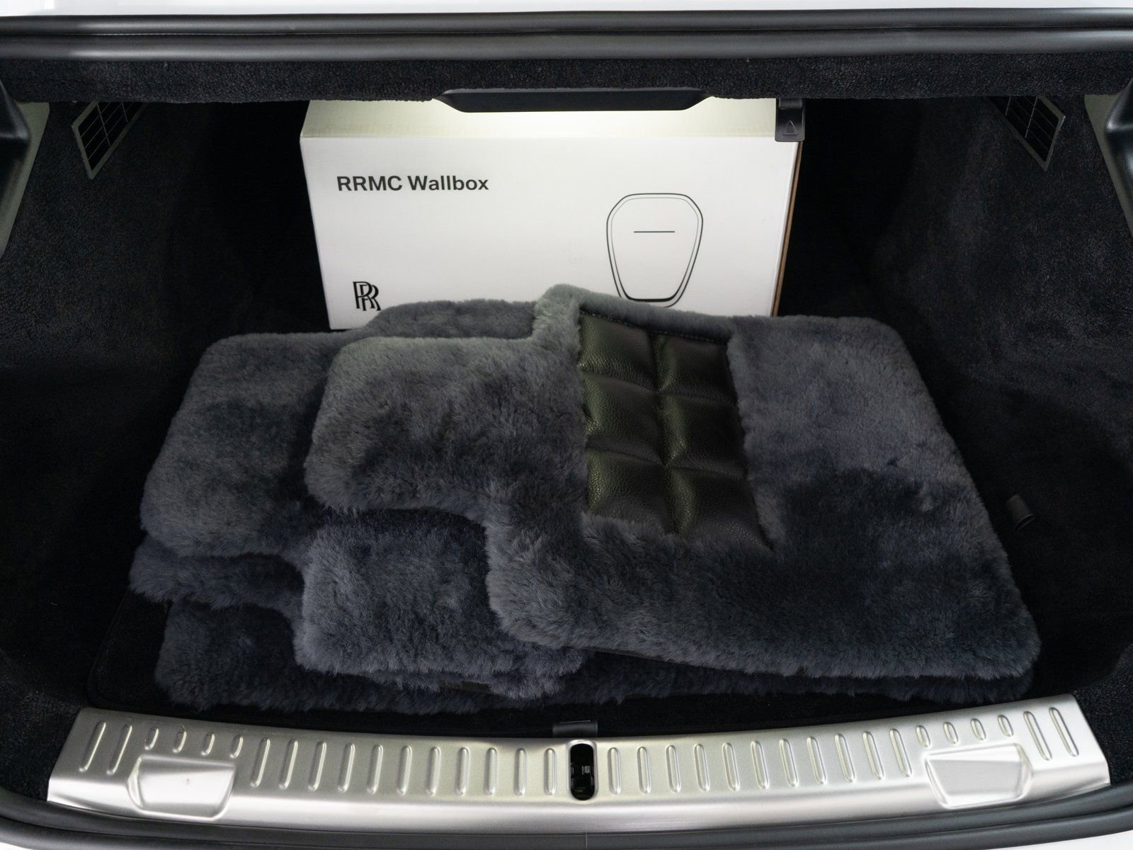 New 2026 Rolls-Royce Spectre Inspired By Primavera image 45