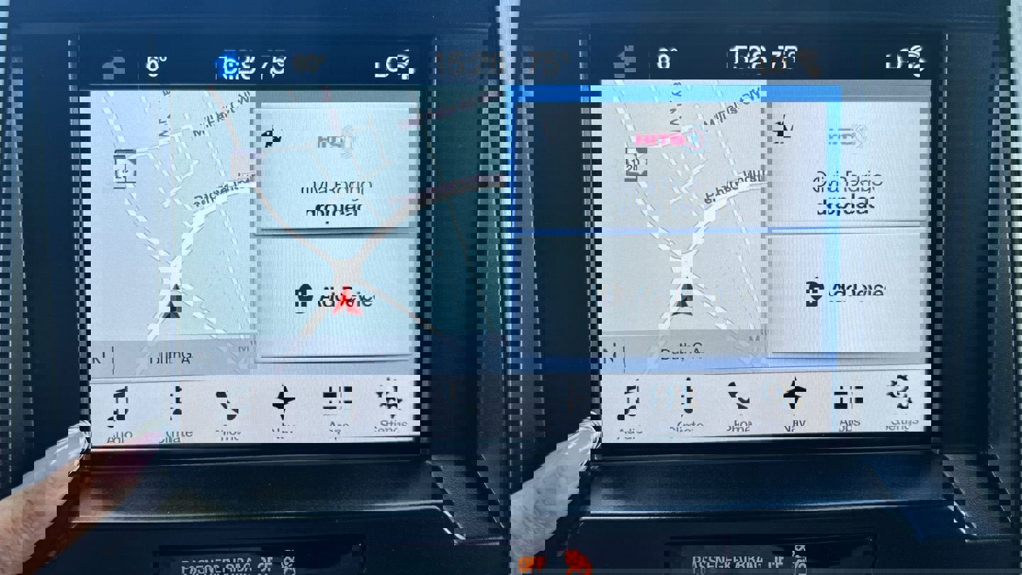 Used 2016 Ford F150 Platinum w/ Equipment Group 701A Luxury AWD/4WD image 16