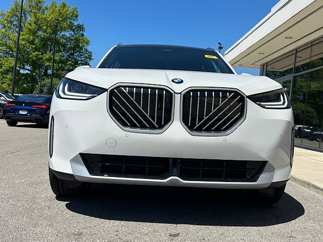 New 2026 BMW X3 xDrive30 w/ Premium Package AWD/4WD image 2