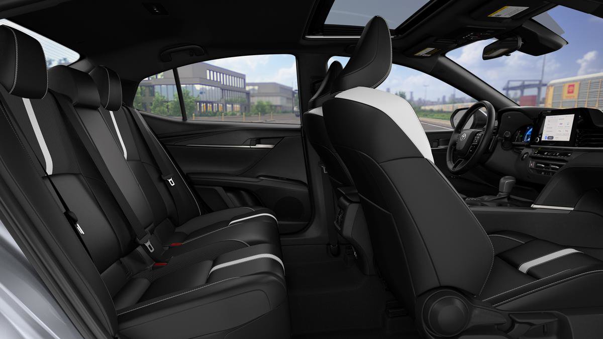 New 2026 Toyota Camry SE image 2