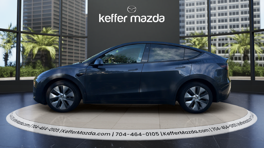 Used 2022 Tesla Model Y Long Range AWD/4WD image 4