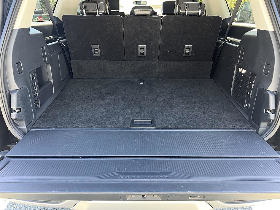 Used 2025 Ford Expedition Max Platinum AWD/4WD image 25