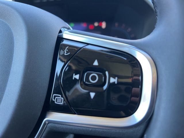 Certified 2024 Volvo XC90 B6 Ultimate image 34