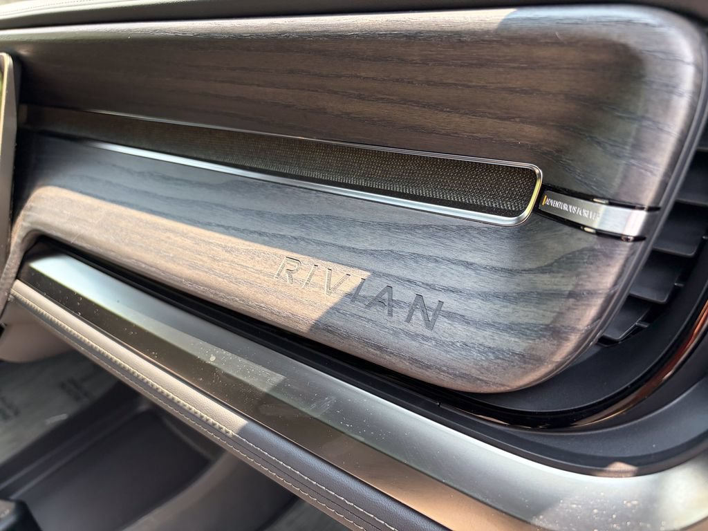 Used 2026 Rivian R1S Adventure AWD/4WD image 51
