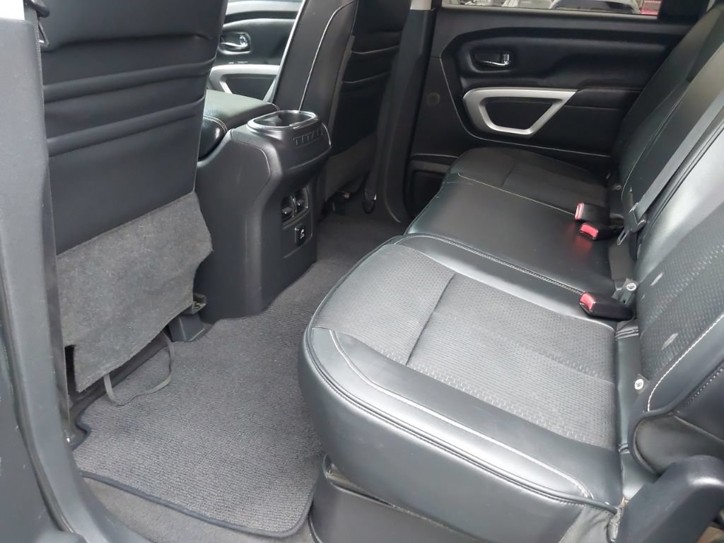 Used 2016 Nissan Titan PRO-4X AWD/4WD image 6