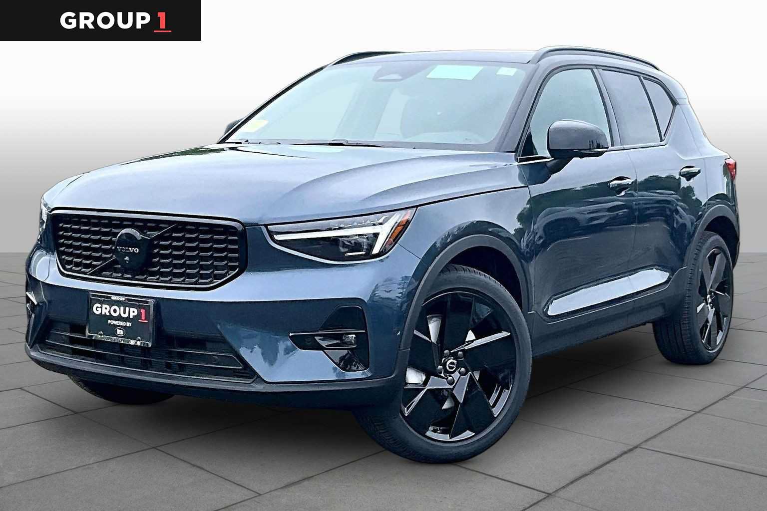 New 2026 Volvo XC40 B5 Ultra w/ Protection Package Premier AWD/4WD image 1