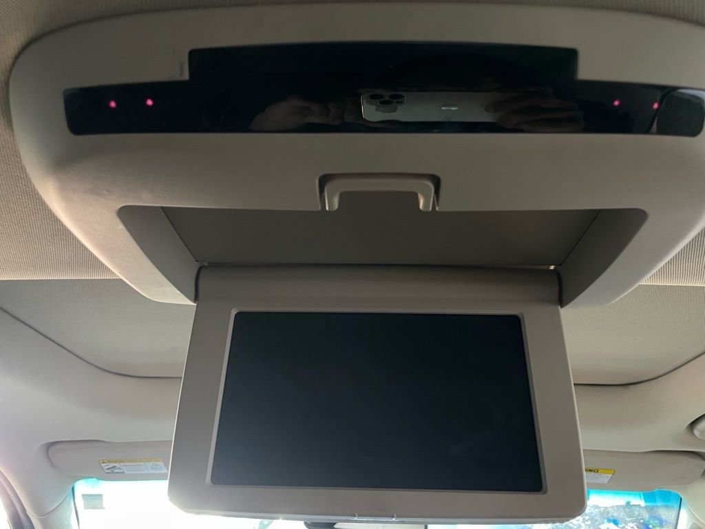 Used 2012 Hyundai Veracruz Limited w/ Entertainment Pkg image 33