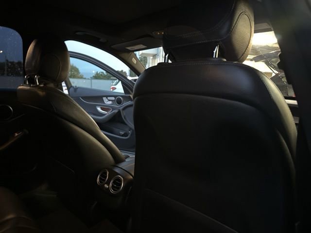 Used 2019 Mercedes-Benz C 300 Sedan image 23