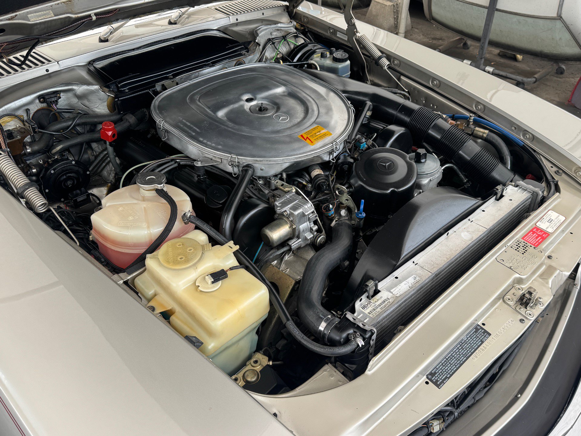 Used 1987 Mercedes-Benz 560 SL image 45