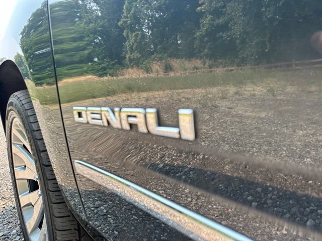 Used 2020 GMC Yukon Denali AWD/4WD image 37