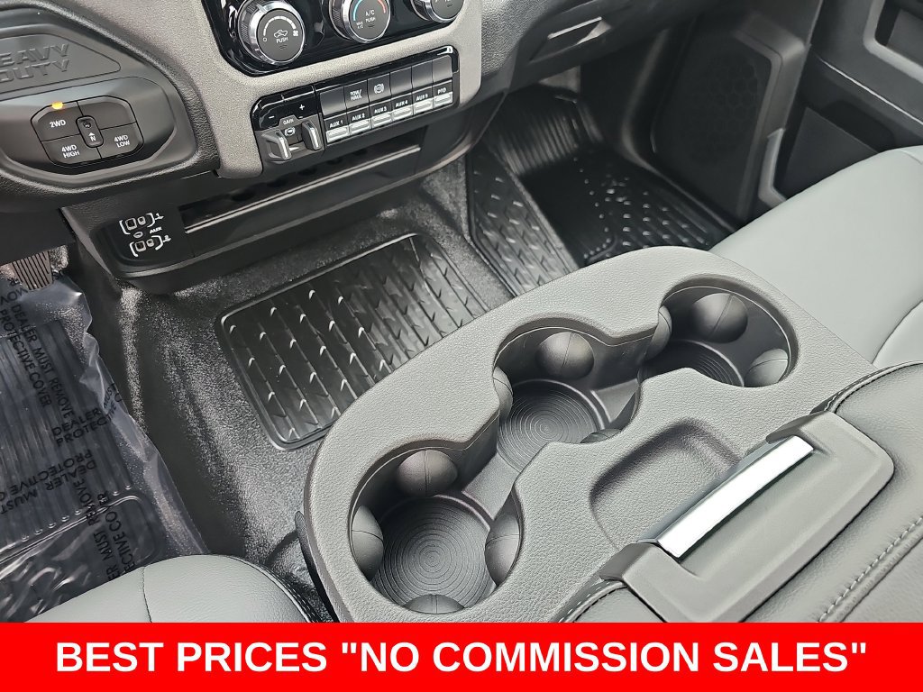New 2026 RAM 3500 Tradesman AWD/4WD image 24