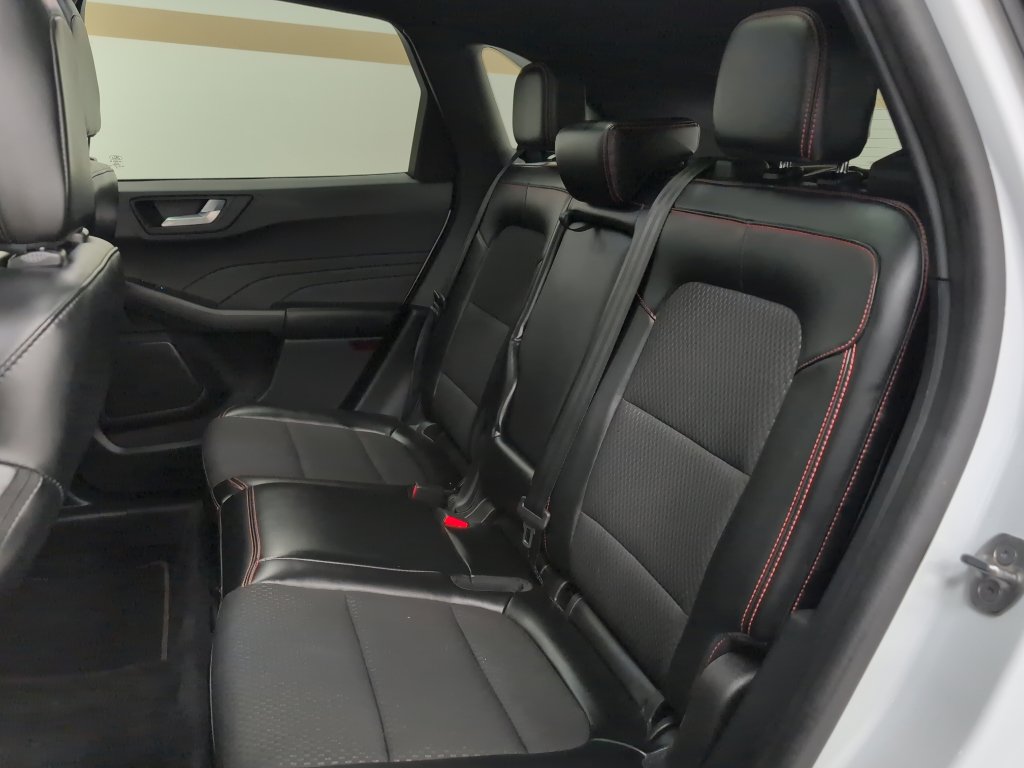 Used 2023 Ford Escape ST-Line w/ Tech Pack #1 image 15