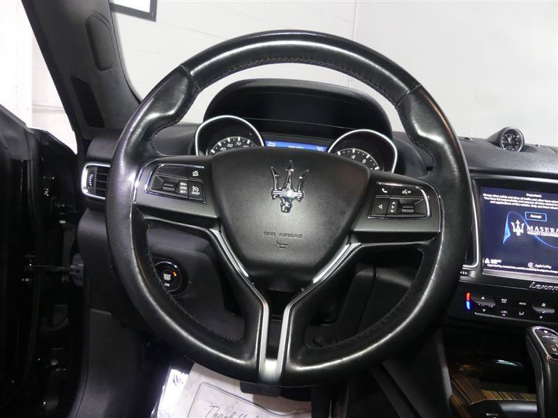 Used 2019 Maserati Levante AWD/4WD image 31
