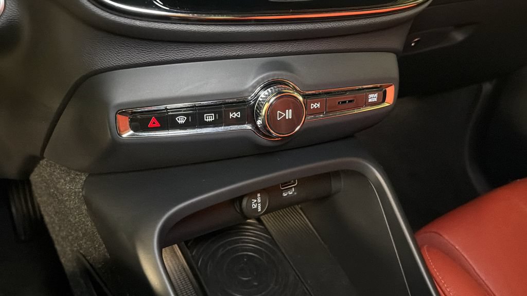 Used 2019 Volvo XC40 T5 Inscription AWD/4WD image 28