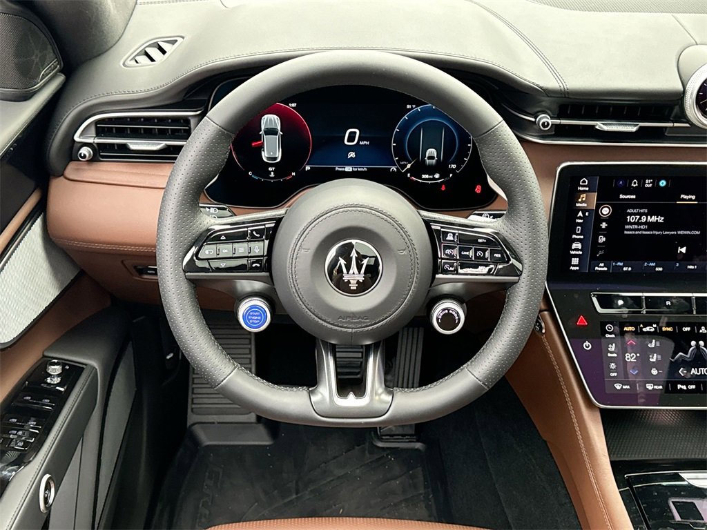 New 2024 Maserati Grecale GT image 17
