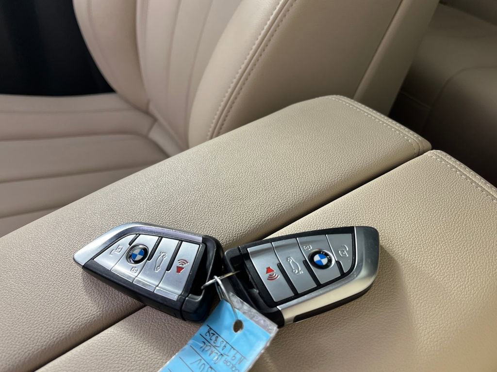 Used 2022 BMW X5 xDrive40i w/ Premium Package image 25