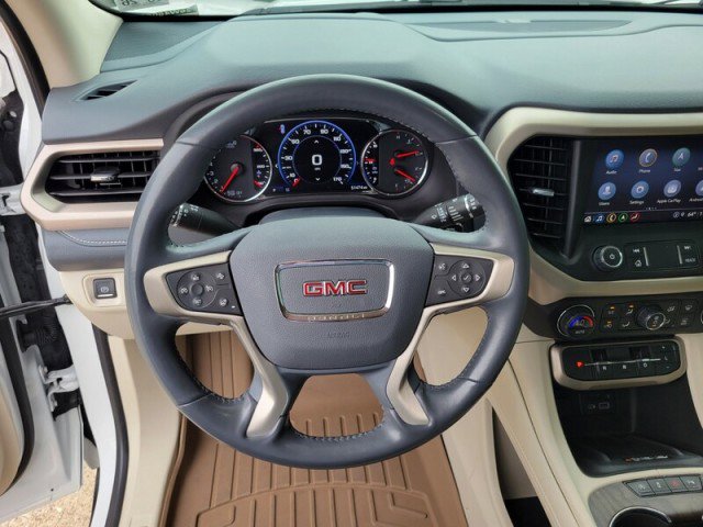 Used 2022 GMC Acadia Denali w/ Denali Ultimate Package image 17