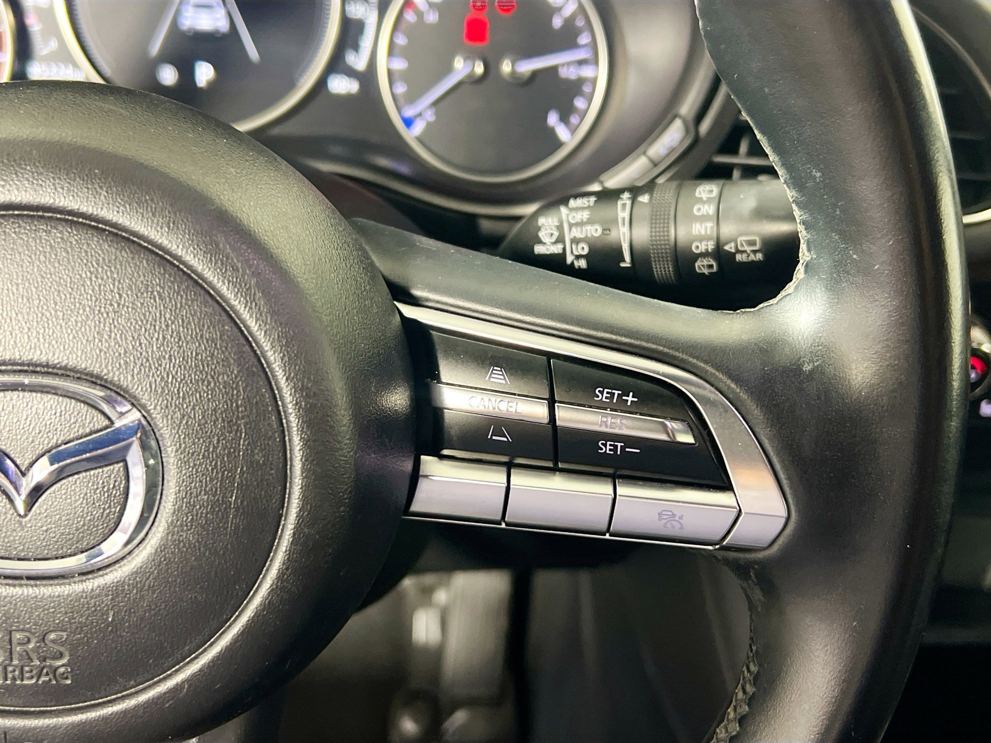 Used 2019 MAZDA MAZDA3 AWD Hatchback w/ Preferred Pkg image 19