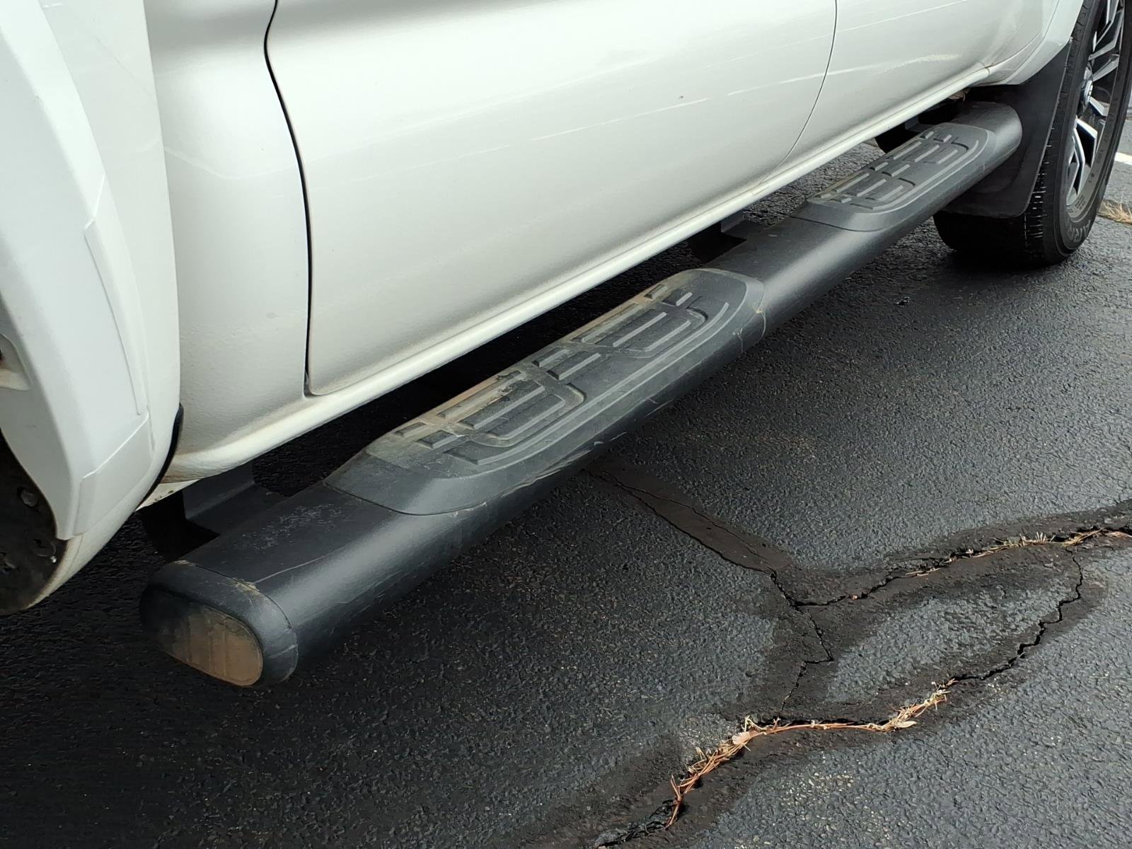 Used 2021 Toyota Tacoma TRD Sport w/ Technology Package image 10