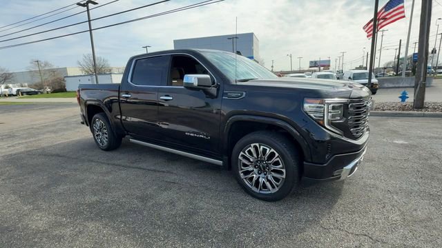 Used 2024 GMC Sierra 1500 Denali Ultimate image 2