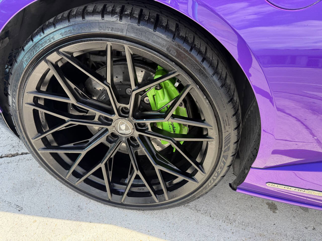 Used 2020 Lamborghini Huracan EVO AWD/4WD image 16