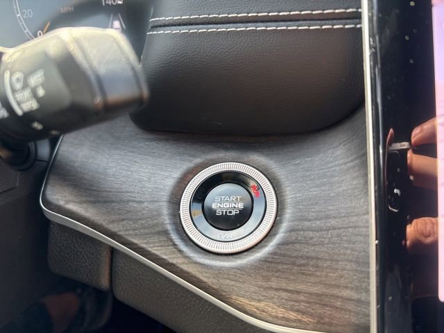 Certified 2024 Jeep Grand Cherokee Limited w/ Trailer Tow Package image 22